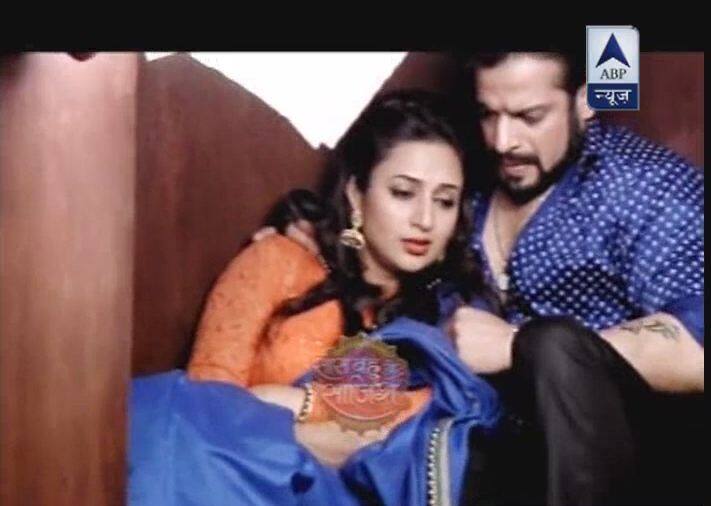 Both are quite cozy here! what you think!