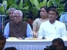 UP CM carries out cabinet expansion before 2017 polls