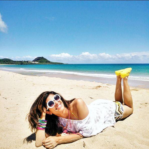 Recently, Kishwer was in Taiwan few days back for a Travel show along with her girlfriends from Small Screen! During her trip, She tried a stunning White Wedding dress!