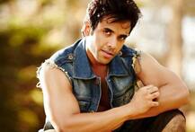 CONGRATULATIONS: Tusshar Kapoor Becomes Single FATHER!