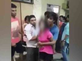 Watch: Drunk girl creates ruckus in police station, spits, slaps cops in Mumbai Watch: Drunk girl creates ruckus in police station, spits, slaps cops in Mumbai