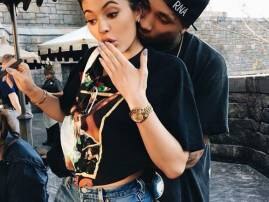 Kylie Jenner and Tyga back on? Kylie Jenner and Tyga back on?