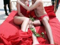 Size 'does' matter in bedroom