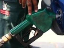 Petrol price cut by 89 paise, diesel by Rs. 0.49 per litre Petrol price cut by 89 paise, diesel by Rs. 0.49 per litre