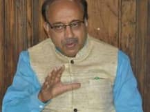 Vijay Goel seeks priority for Delhi students in DU