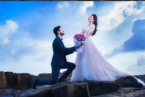 Recently, DiVek made all their fans go crazy over their wedding photoshoot pictures! 