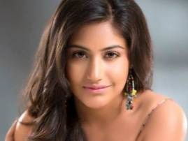 Surbhi Chandna ditched Bollywood for small screen Surbhi Chandna ditched Bollywood for small screen