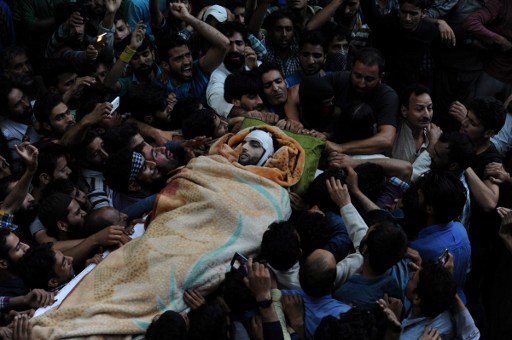 Over 20,000 attend Hizbul commander Burhan Muzaffar Wani's burial in Tral