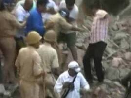 Four killed during demolition drive in Meerut Four killed during demolition drive in Meerut