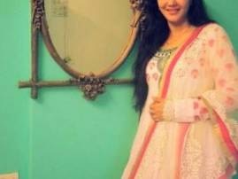 WOW! Nausheen Ali Sardar aka KKUSUM is back on TV!