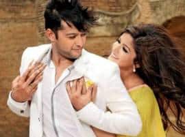 Ishita Dutta in tears after slapping Vatsal Sheth on set Ishita Dutta in tears after slapping Vatsal Sheth on set