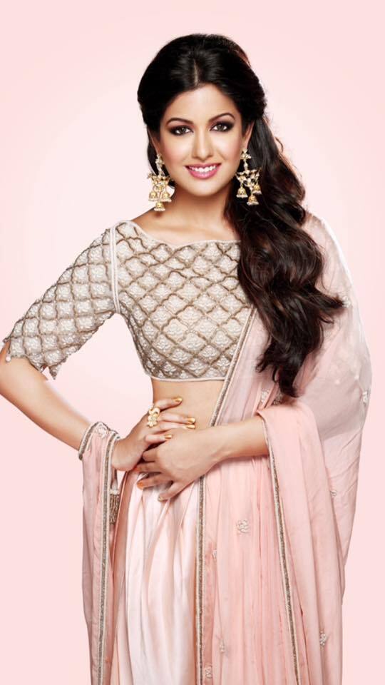 Ishita became numb when she was asked to slap Vastal. Her co-actor Vatsal then convinced her to slap him hard doing what was needed for a good performance for the sequence