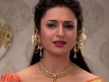 This emotional message from someone special will surely bring tears to newlywed Divyanka's eyes