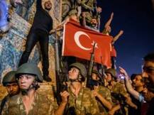 Turkey coup attempt: Emergency declared in Istanbul