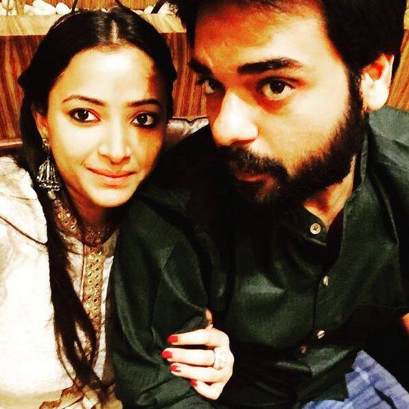 News has it that Shweta has been dating an upcoming filmmaker Rohit Mittal since February this year. He had directed a short film titled ‘Autohead’. The duo met at Anurag Kashyap’s office and their love sparked immediately.