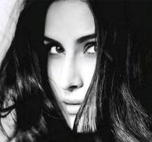 Katrina Kaif debuts on social media on 33rd birthday