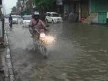 Rains throw traffic out of gear in Delhi