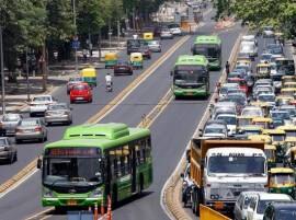 Monday woes: Delhi wakes up to traffic jams courtesy rains Monday woes: Delhi wakes up to traffic jams courtesy rains