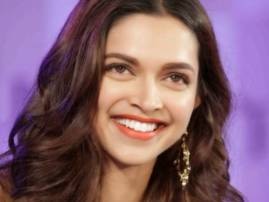 Deepika keen to romance bigger star in 'Padmavati'  Deepika keen to romance bigger star in 'Padmavati'