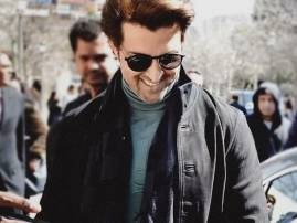 Hrithik Roshan is dying to see Tiger Shroff's 'A Flying Jatt' Hrithik Roshan is dying to see Tiger Shroff's 'A Flying Jatt'