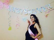 Chahat Khanna’s friends host Baby Shower for her!