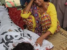 Pakistani police arrest Qandeel Baloch's sister, cousin