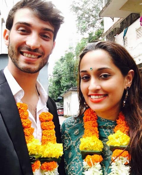 WEDDING BELLS: Singer Shweta Pandit gets Married! WEDDING BELLS: Singer Shweta Pandit gets Married!