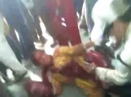 Two women thrashed in Mandsaur for allegedly carrying beef Two women thrashed in Mandsaur for allegedly carrying beef