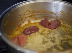 Woman sues neighbours for cooking spicy food