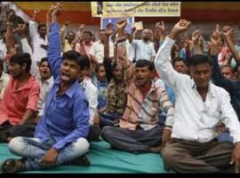 Dalit victims brought to Ahmedabad after health deteriorates Dalit victims brought to Ahmedabad after health deteriorates