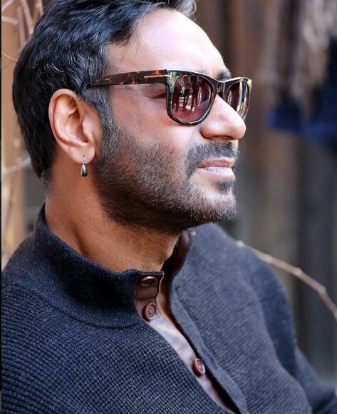 Won't work with Pak artistes right now: Ajay Devgn Won't work with Pak artistes right now: Ajay Devgn