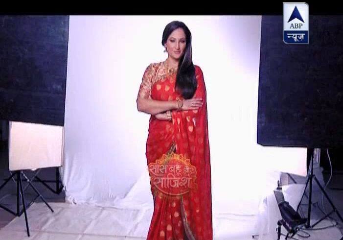 With the show, Rakshanda Khan will also be back to the TV!