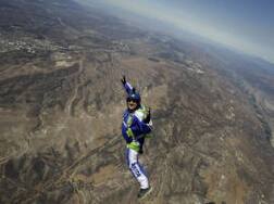 Meet Luke Aikins Who Becomes First Skydiver To Make Parachute-Free Jump