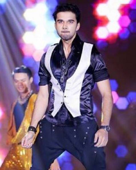 He is a treat to sore eyes! Agree!