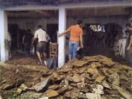 Woman, 2 kids die due to roof collapse in Delhi Woman, 2 kids die due to roof collapse in Delhi