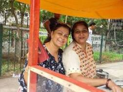 Gurgaon: Woman Who Owns Rs 3 Crore House & SUVs, Sells 'Chole-Kulche' On Road