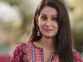 Lead actress of Star Plus show does not know how to act ! Lead actress of Star Plus show does not know how to act !