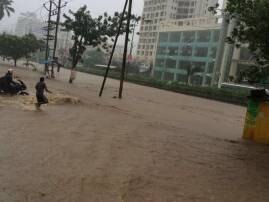 Slight relief for Mumbaikars, no rain yet since last night Slight relief for Mumbaikars, no rain yet since last night