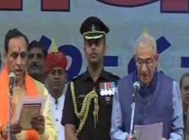 Gujarat: Vijay Rupani sworn in as Chief Minister, 9 previous ministers dropped Gujarat: Vijay Rupani sworn in as Chief Minister, 9 previous ministers dropped