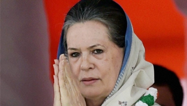 Sonia steps forward to lead Opposition to defeat Sonia steps forward to lead Opposition to defeat