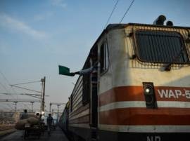 Robbers cut through roof of RBI train carrying Rs 350 crore in Hollywood-style heist  Robbers cut through roof of RBI train carrying Rs 350 crore in Hollywood-style heist