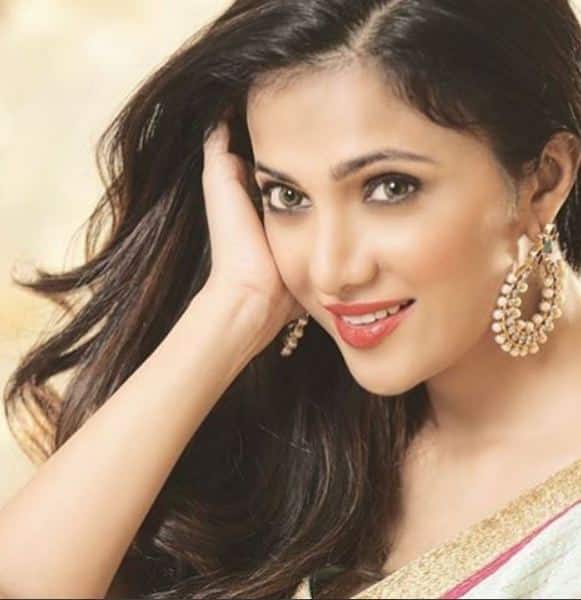 But what got her fame is 'Dil Mil Gaye'!
