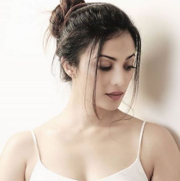 Being from a modelling background, Shilpa has appeared in more than 50 advertisements including one with Aamir Khan!