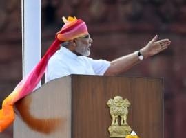 Modi asks youths to give up arms, join mainstream Modi asks youths to give up arms, join mainstream