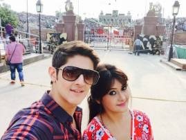 Rumoured couple of Yeh Rishta celebrate Independence day at Wagah Border! Rumoured couple of Yeh Rishta celebrate Independence day at Wagah Border!