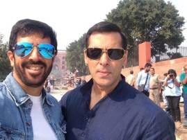 HAHA: Salman Khan played a COOL prank on Kabir Khan! HAHA: Salman Khan played a COOL prank on Kabir Khan!