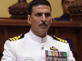 OUCH: This tweet was enough to point out major flaws in Akshay Kumar's navy uniform in 'Rustom' OUCH: This tweet was enough to point out major flaws in Akshay Kumar's navy uniform in 'Rustom'