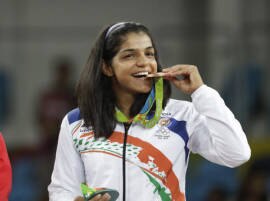 Wrestler Sakshi wins first medal -a bronze- for India in Rio Olympics Wrestler Sakshi wins first medal -a bronze- for India in Rio Olympics