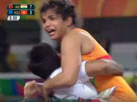 VIDEO: Sakshi Malik takes the bronze in the last seconds of the bout! VIDEO: Sakshi Malik takes the bronze in the last seconds of the bout!