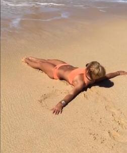 Britney Spears' new 'Glory' album leaks online